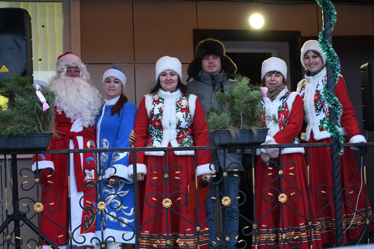 В Вейделевке состоялась большая предновогодняя ярмарка!.