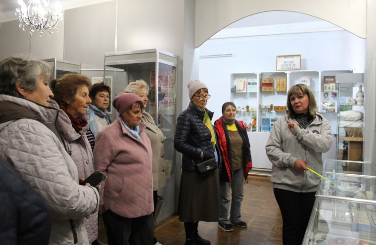 Делегация граждан пожилого возраста посетила Красногвардейский район.