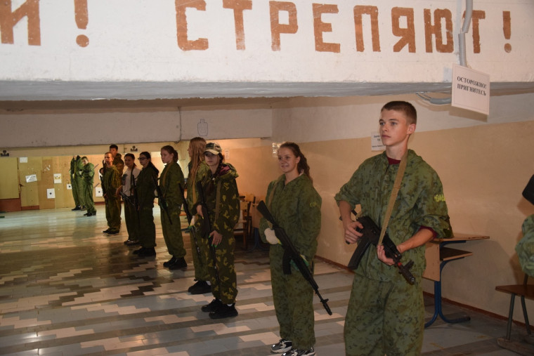Благодаря поддержке Вячеслава Гладкова в Вейделевском техникуме открыт патриотический центр «Воин».