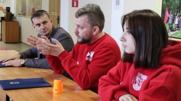 В Кубраковской основной школе открыта ячейка «Волонтёрской Роты».